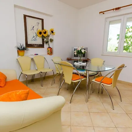 Ivana Apartment Trogir